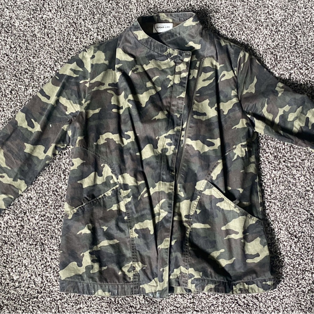 Womens Camo Jacket